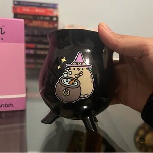 NWT Pusheen Cauldron Planter